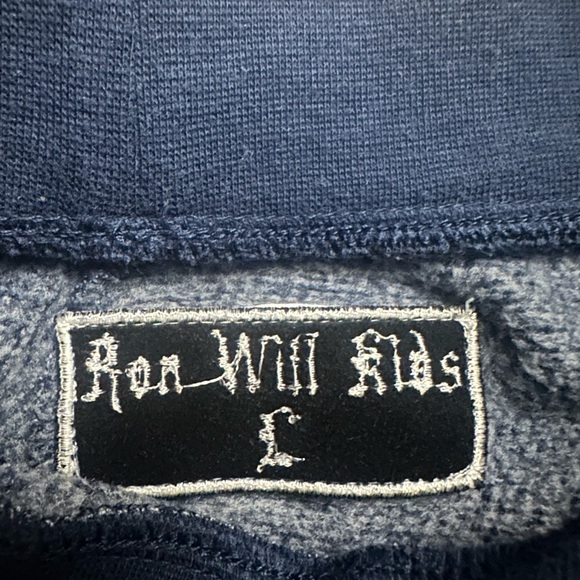 Kids Sweatsuit by Ron Will - Picture 4 of 9